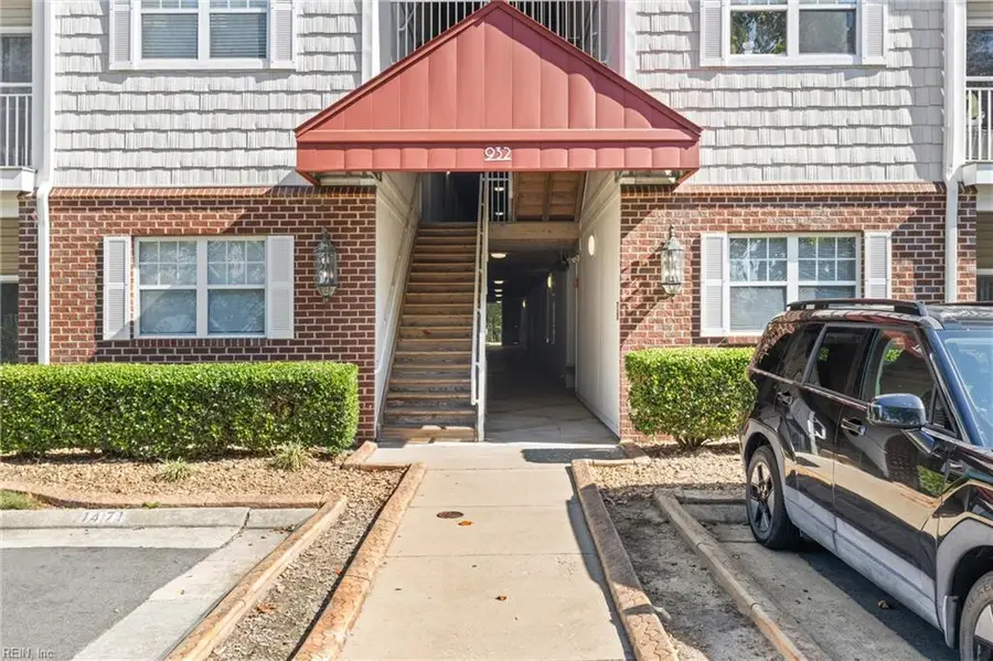 932 Southmoor Drive #103, Virginia Beach, VA 23455 - #2