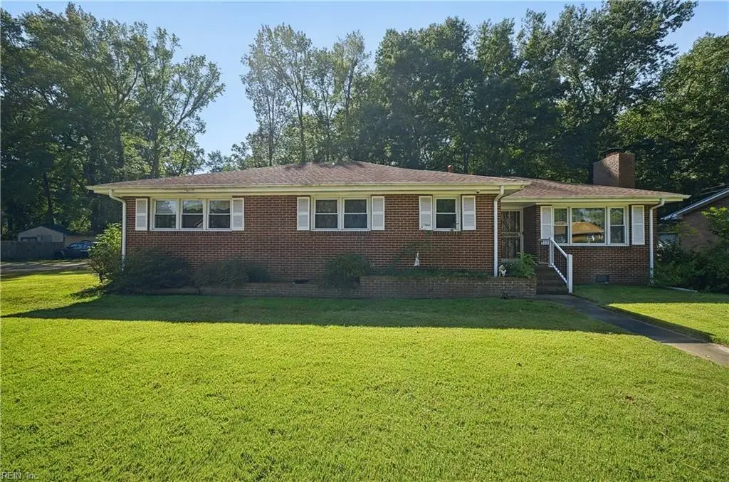 2220 Capri Circle, Chesapeake, VA 23321 - #1
