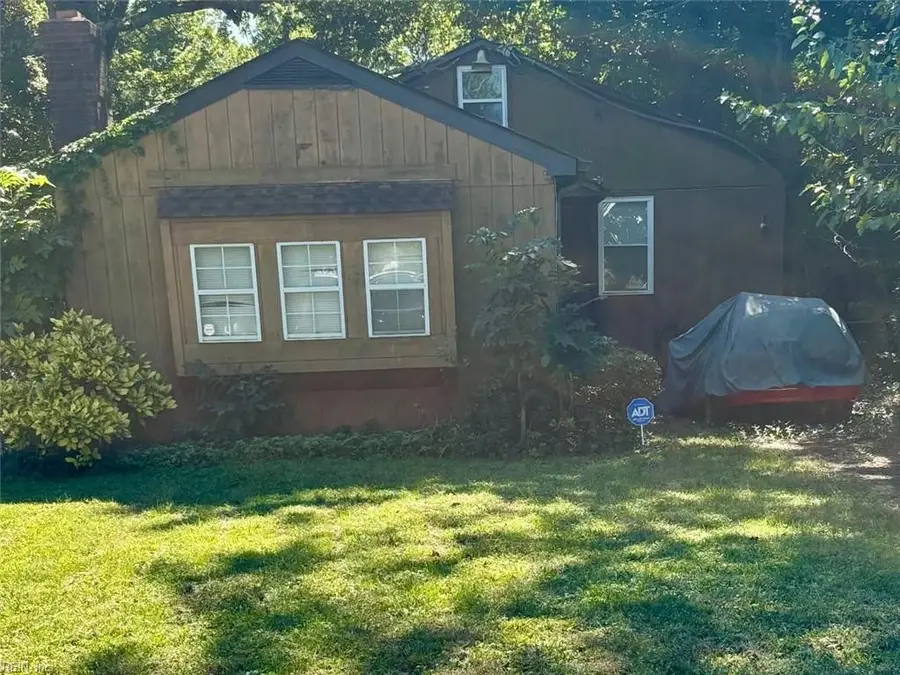 23 Beacon Road, Portsmouth, VA 23702 - #2