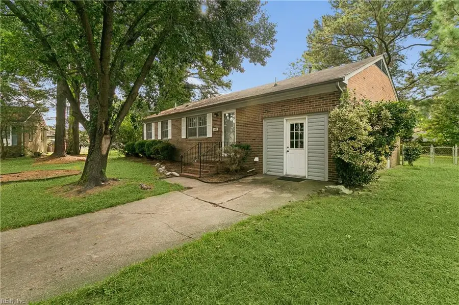 421 Palace Court, Hampton, VA 23666 - #3