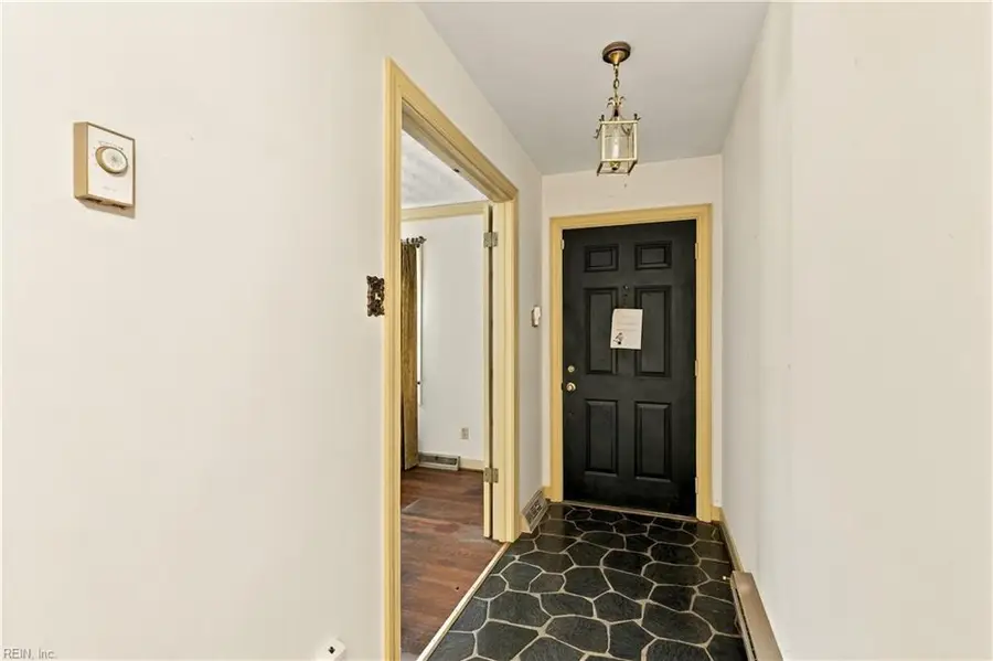 6112 Wiatt Street, Gloucester, VA 23061 - #3