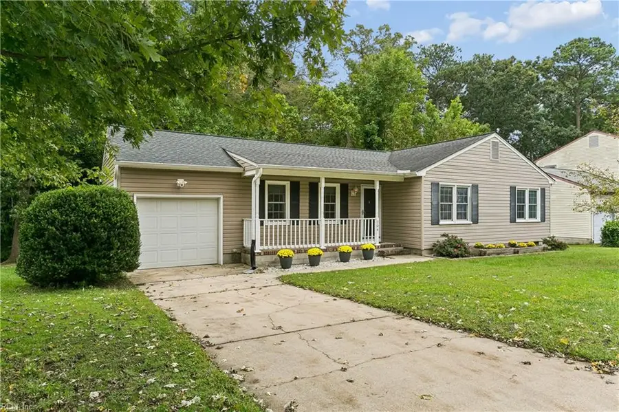 204 Wells Road, Newport News, VA 23602 - #2
