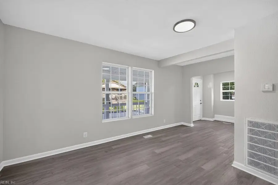 117 S 9th Street, Suffolk, VA 23434 - #3