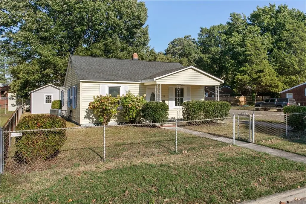 902 Ridgeway Avenue, Hampton, VA 23661 - #1