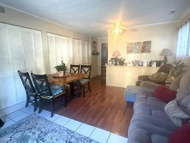 422 Barcelona Lane, Virginia Beach, VA 23452 - #2