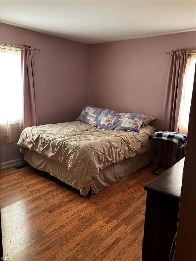 516 Austin Street, Norfolk, VA 23503 - #2