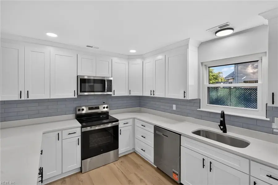 811 Old Point Ave Avenue, Hampton, VA 23663 - #3