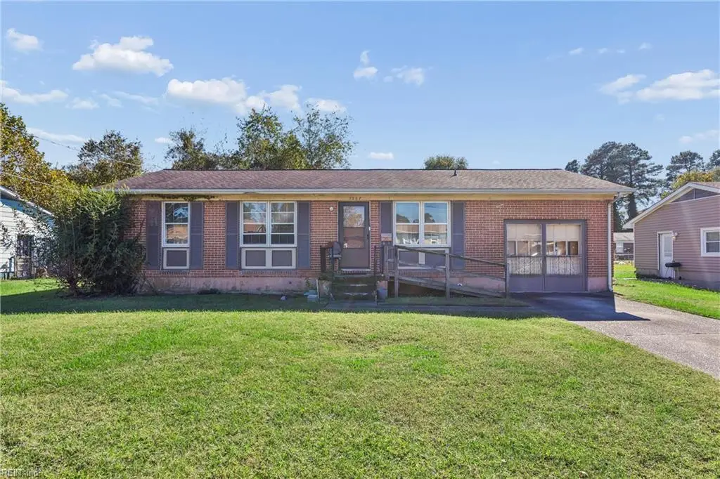 1207 Coltrane Drive, Portsmouth, VA 23701 - #1