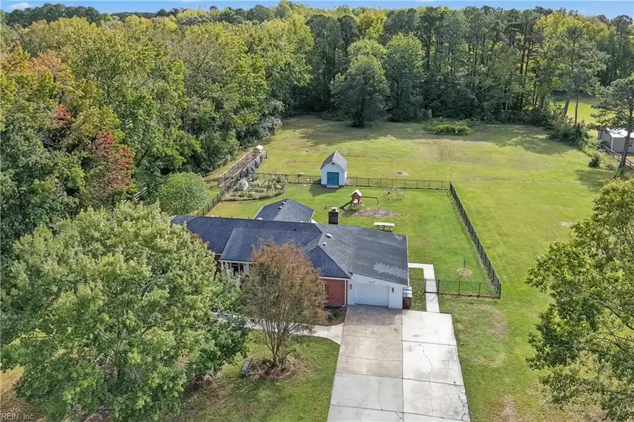 605 Saddlehorn Drive, Chesapeake, VA 23322 - #2