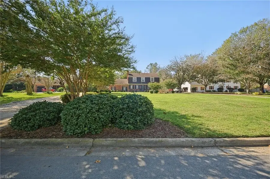 1783 Duke Of Norfolk Quay, Virginia Beach, VA 23454 - #2