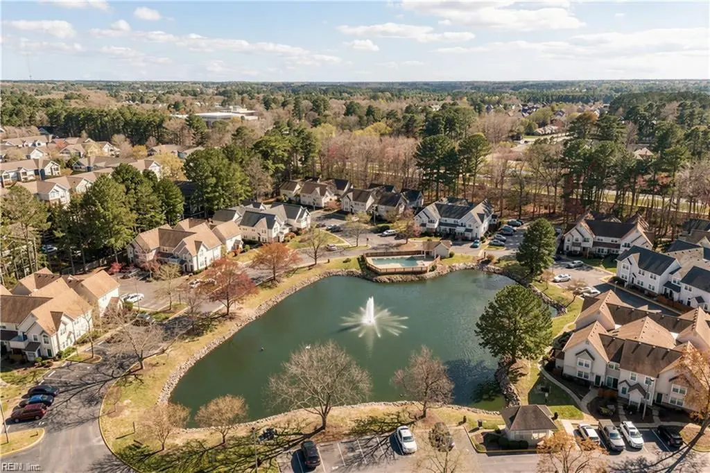 322 Gainsborough Square, Chesapeake, VA 23320 - #1
