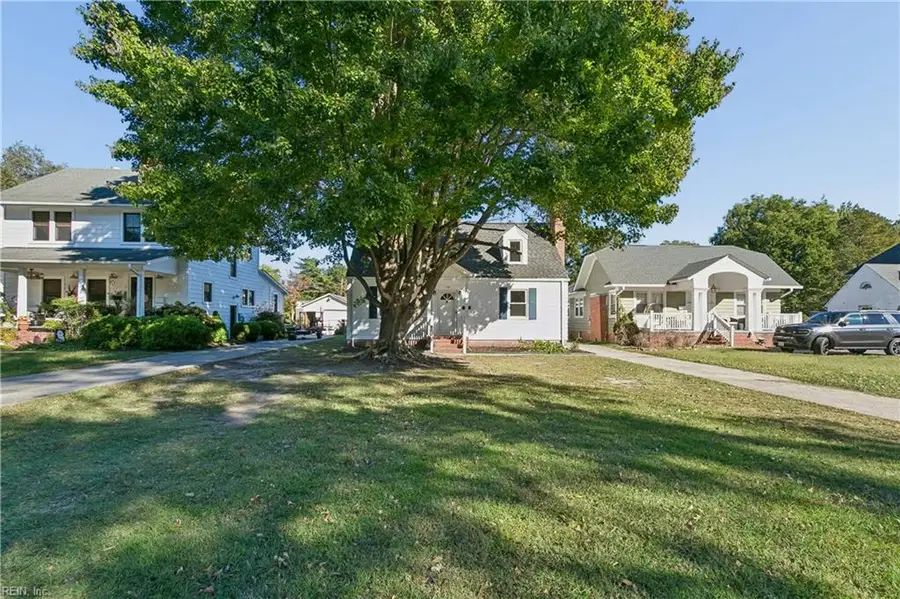 138 Hampton Roads Avenue, Hampton, VA 23661 - #2