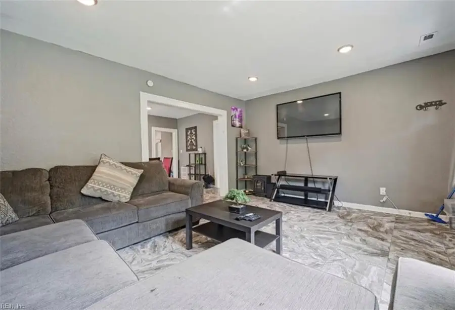 203 Blair Avenue, Newport News, VA 23607 - #3
