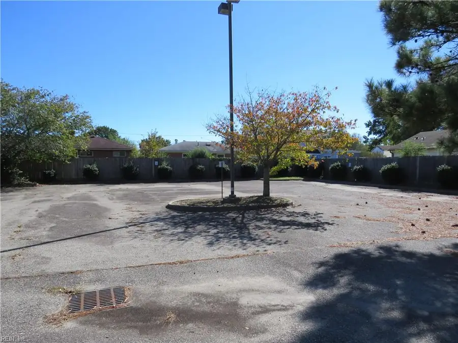1146 44th Street, Newport News, VA 23607 - #2