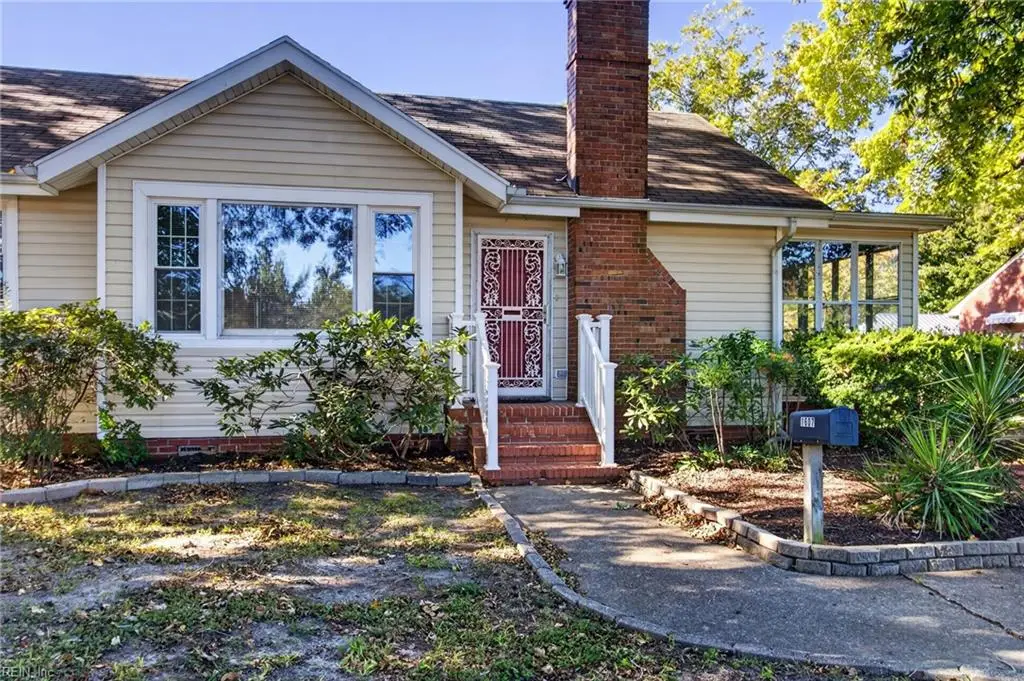 1607 N Armistead Avenue, Hampton, VA 23666 - #1