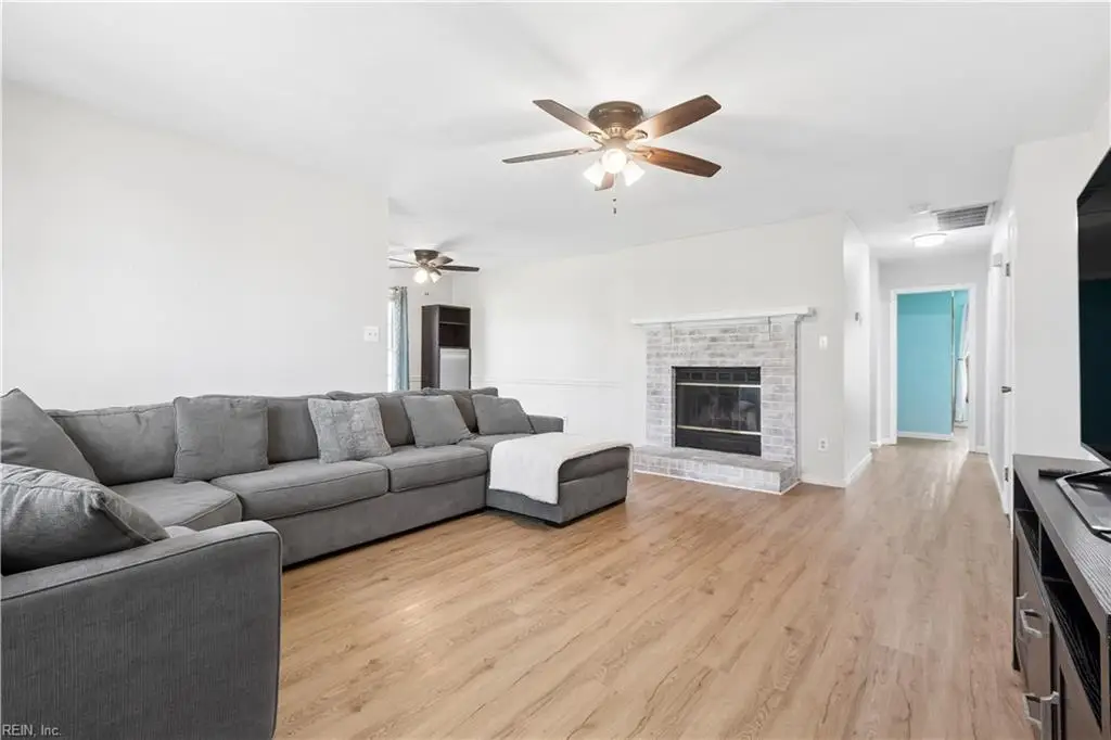 871 Avatar Drive, Virginia Beach, VA 23454 - #1