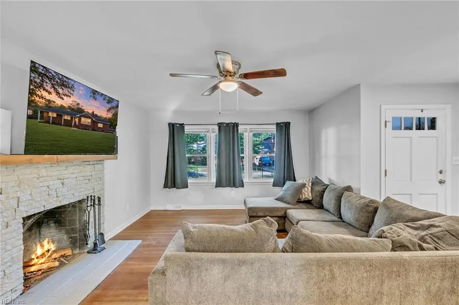 101 Carol Drive, Yorktown, VA 23692 - #3