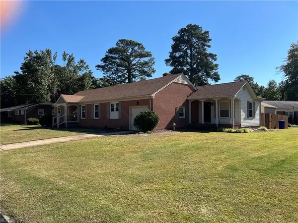 42 Glendale Road, Newport News, VA 23606