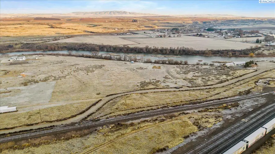 NKA N Gibbon Place, Lot 1, Prosser, WA 99350 - Image #2