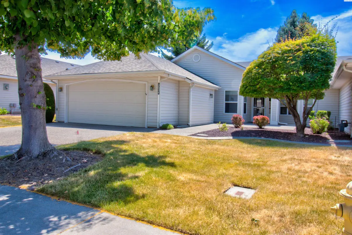 3534 S Huntington Loop, Kennewick, WA 99337 - Image #1