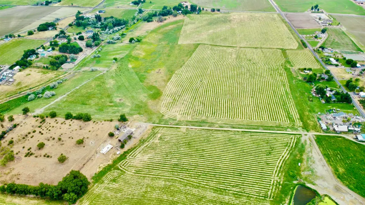 NKA Liberty Rd. #1/2, Granger, WA 98932 - Image #1