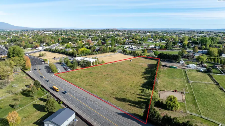 3807 E Lattin Road, West Richland, WA 99353 - #3