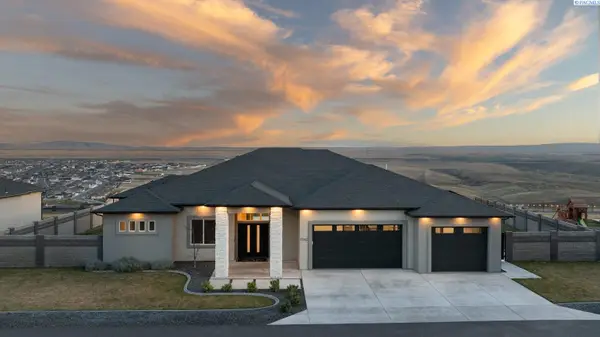 7242 W 22nd Place, Kennewick, WA 99338