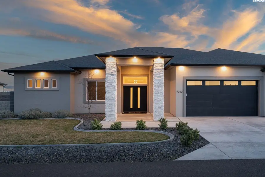 7242 W 22nd Place, Kennewick, WA 99338 - Image #2