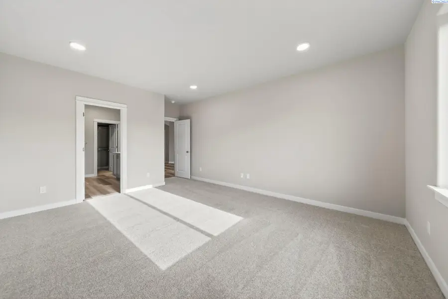 3705 Stonecap St., Richland, WA 99352 - #2