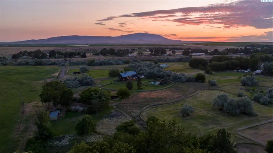 90705 Yakima River Drive, West Richland, WA 99352 - Image #2