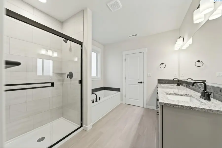 3662 Highview St., Richland, WA 99352 - #2