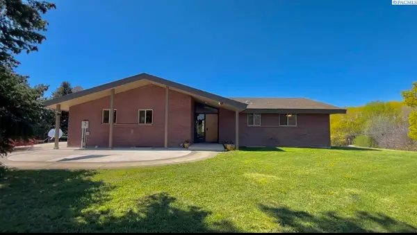 243 Collins Road, Selah, WA 98942