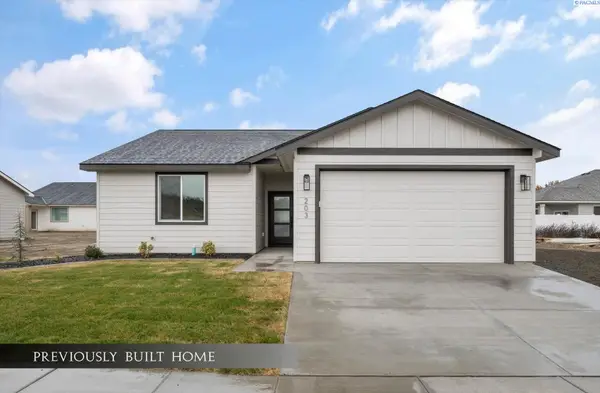 2817 S Beech Street, Kennewick, WA 99337