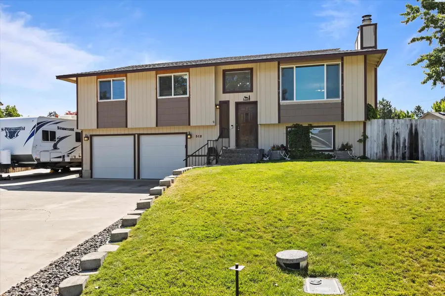 312 N Idaho. Pl, Kennewick, WA 99336 - #3