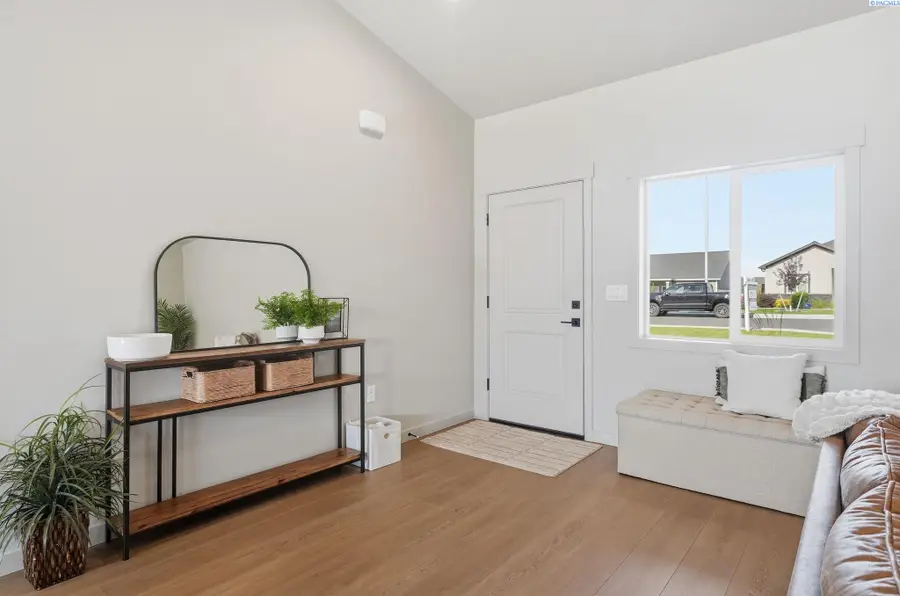 8502 Ashen Drive, Pasco, WA 99301 - Image #2