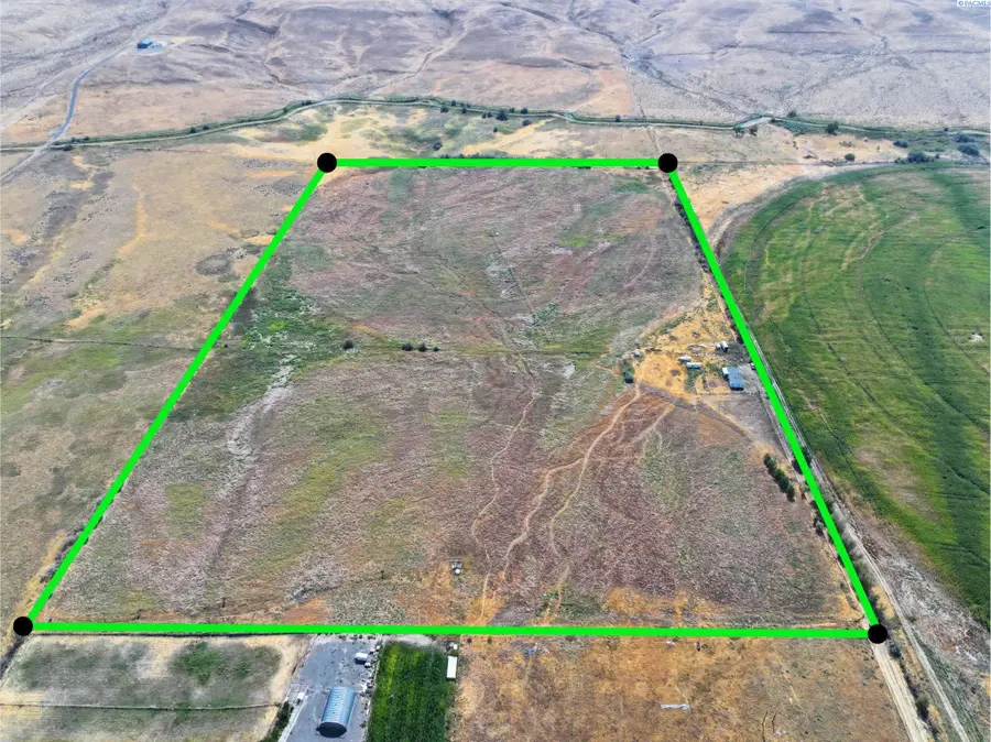 11334 Pumphouse Rd, White Swan, WA 98952 - Image #2