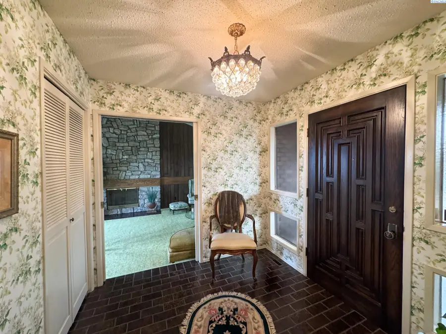 808 Skyline Dr., Sunnyside, WA 98944 - Image #3