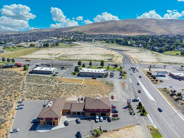 1000 Nka Queensgate, Richland, WA 99352