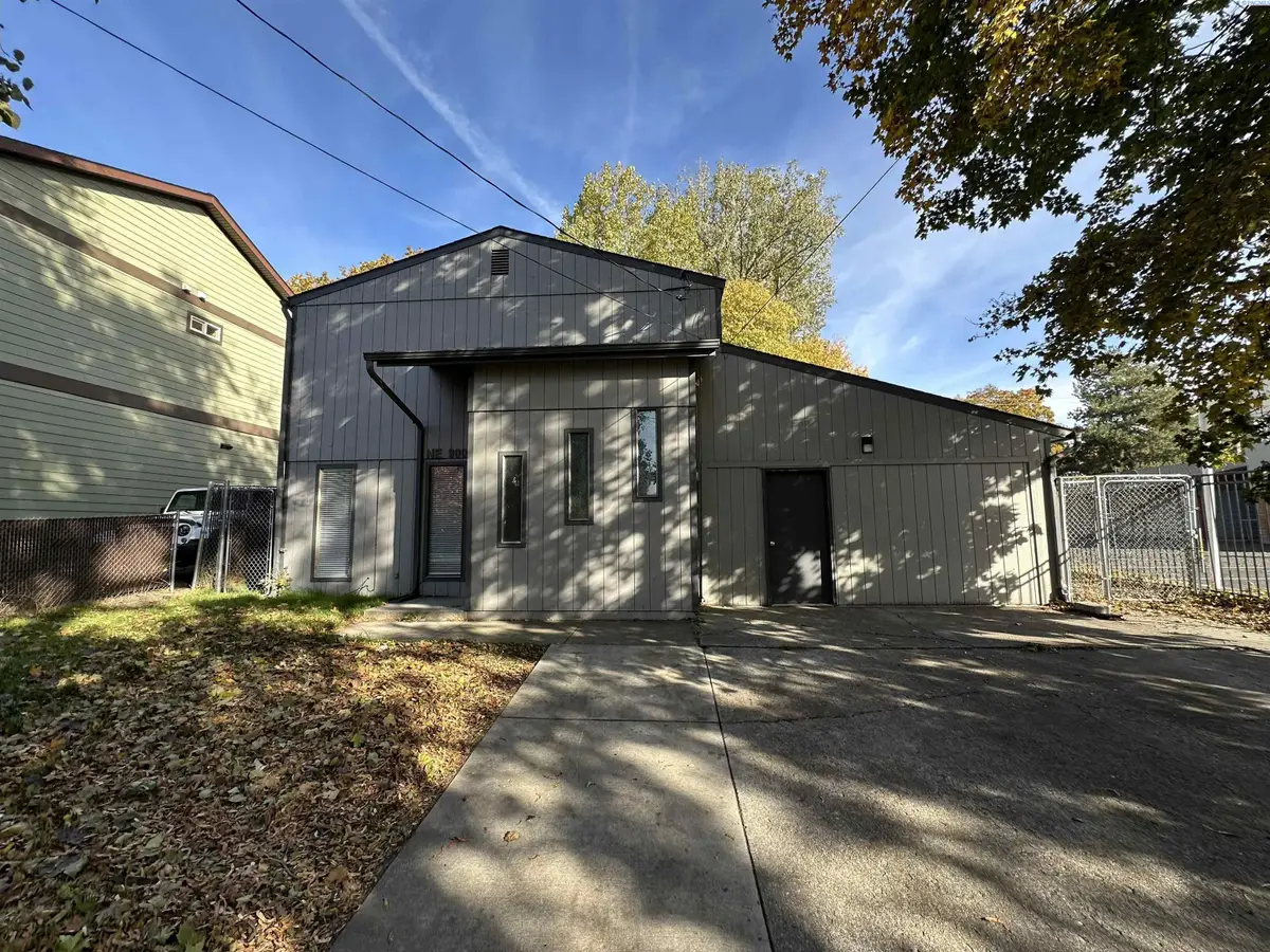 900 NE Indiana St, Pullman, WA 99163 - Image #1