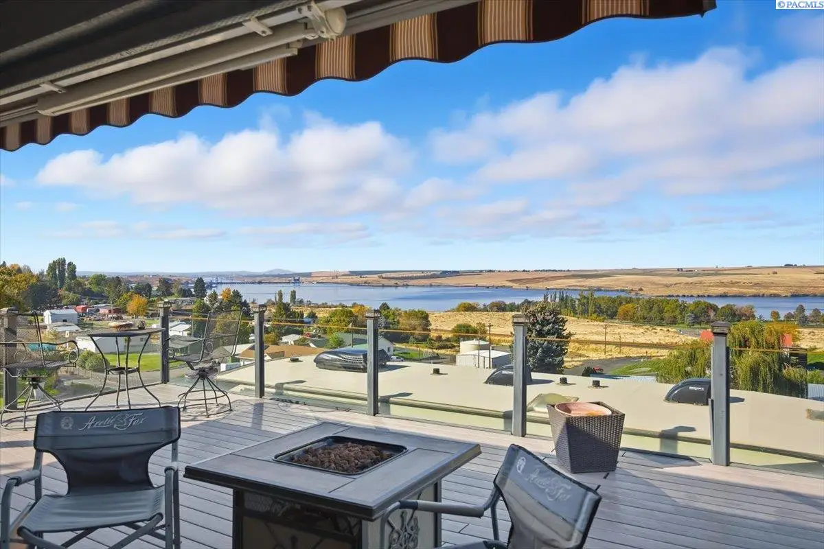 372 Harbor Blvd., Burbank, WA 99323 - Image #1