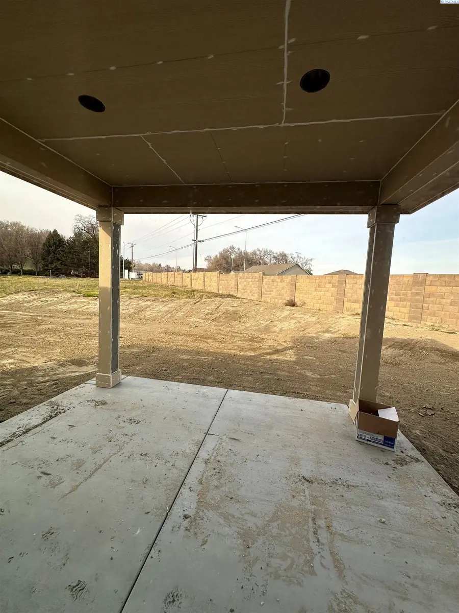 2720 S Beech Street, Kennewick, WA 99337 - Image #3