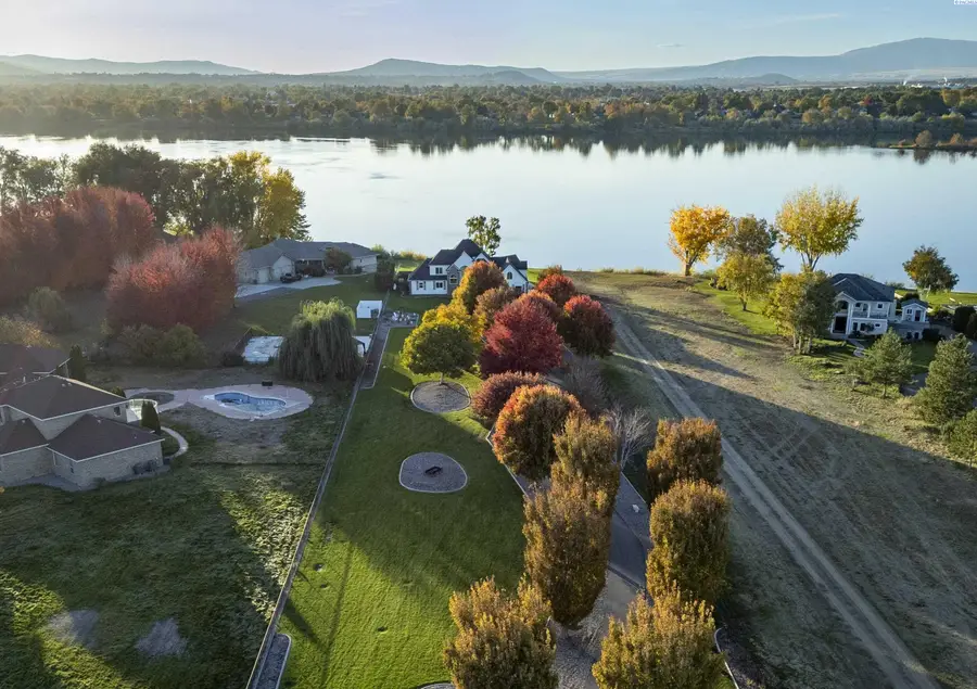 7524 Kohler Road, Pasco, WA 99301 - Image #2