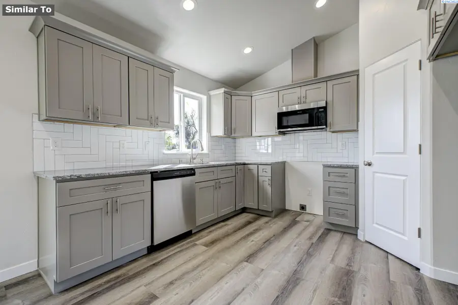 2135 S Elm Place, Kennewick, WA 99337 - Image #2
