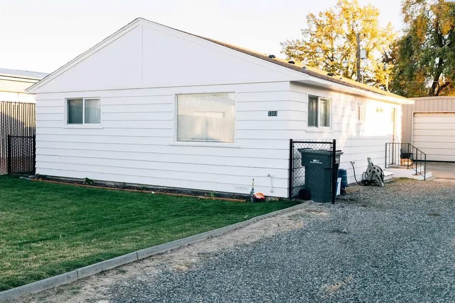 3303 W Imnaha Avenue, Kennewick, WA 99336 - Image #2