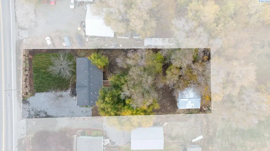 316 S 9th St, Benton City, WA 99320 - Image #2