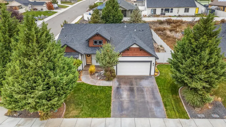 6411 Pimlico Dr, Pasco, WA 99301 - Image #2