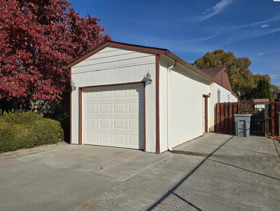 1604 Johnston Ave, Richland, WA 99354 - Image #3