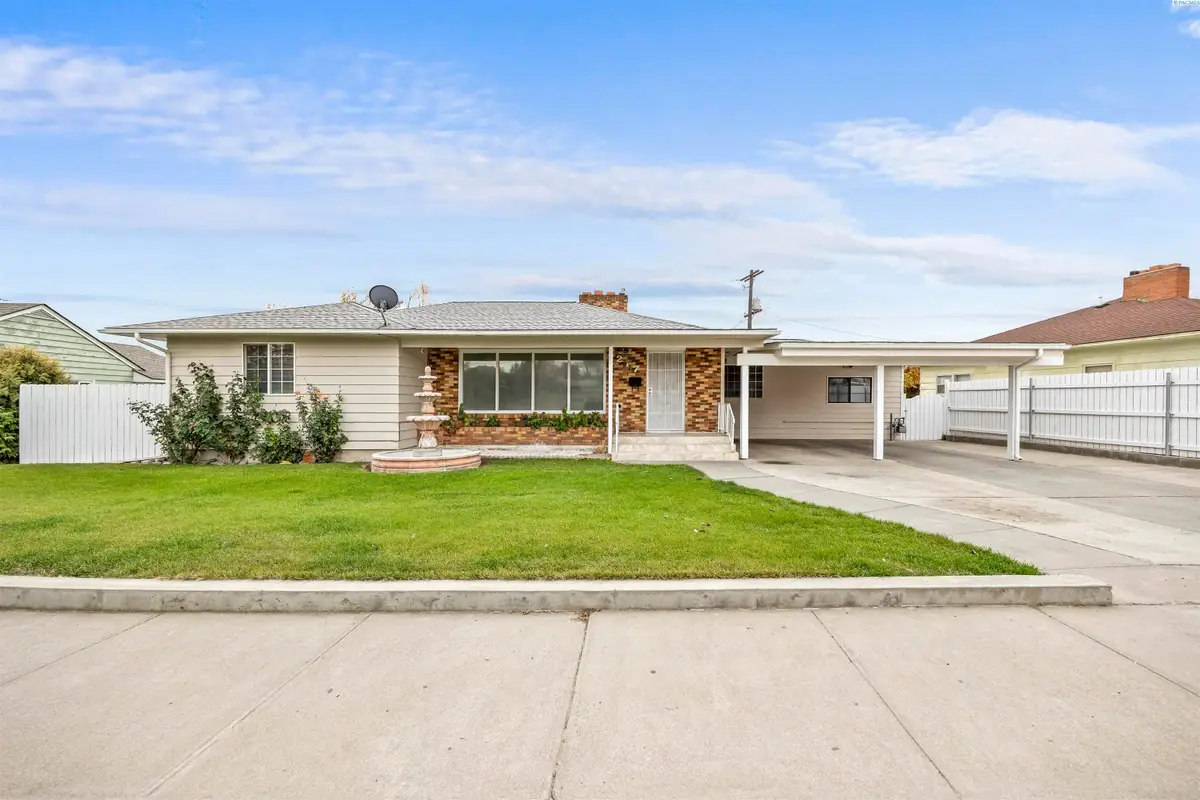 217 Linden Way, Sunnyside, WA 98944 - Image #1