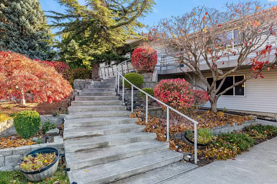 1983 Greenbrook Blvd, Richland, WA 99352 - Image #3