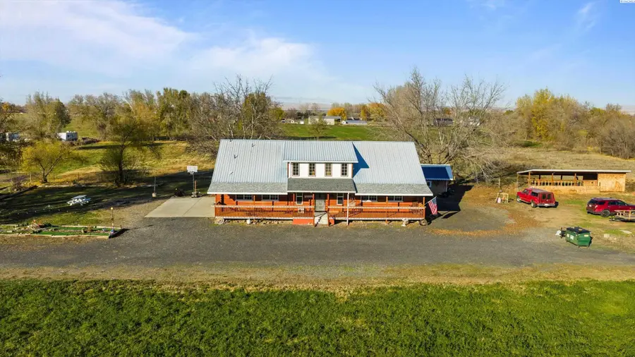 161802 W Buena Vista Rd, Prosser, WA 99350 - Image #2